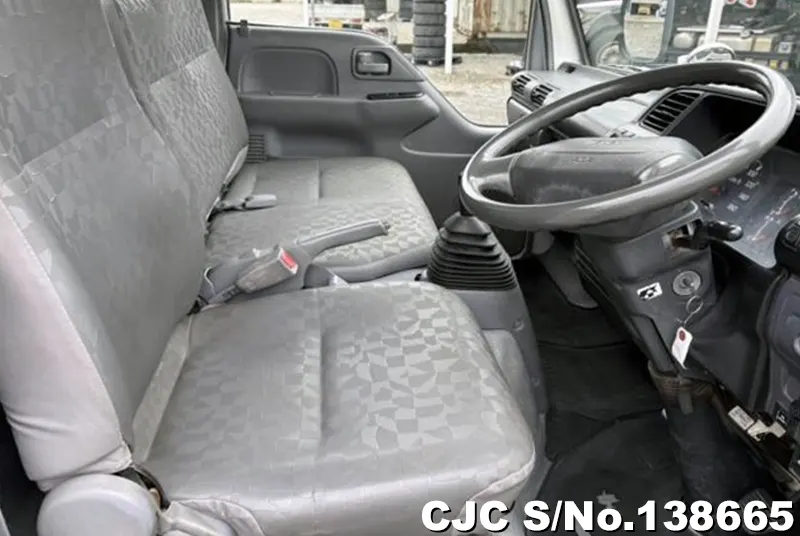 2005 Isuzu / Elf Stock No. 138665