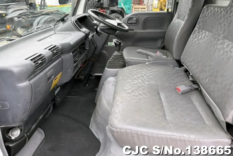 2005 Isuzu / Elf Stock No. 138665