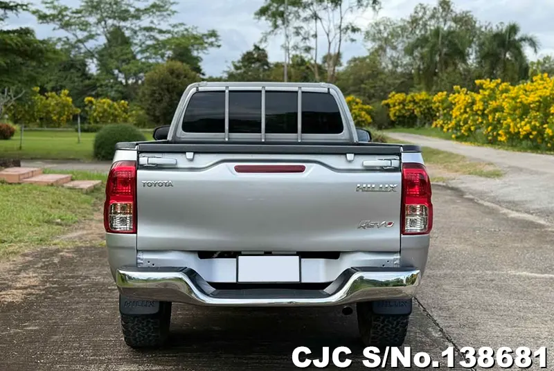 2021 Toyota / Hilux / Revo Stock No. 138681