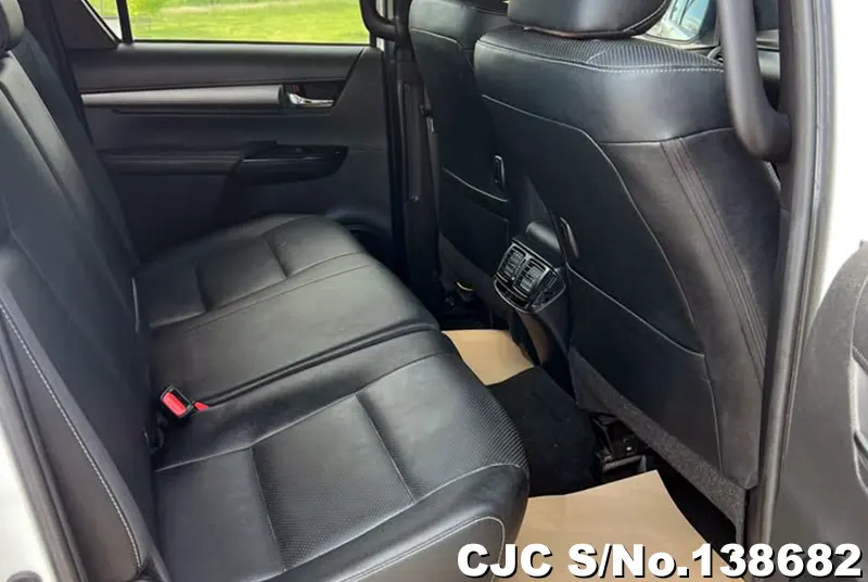 2022 Toyota / Hilux / Revo Stock No. 138682
