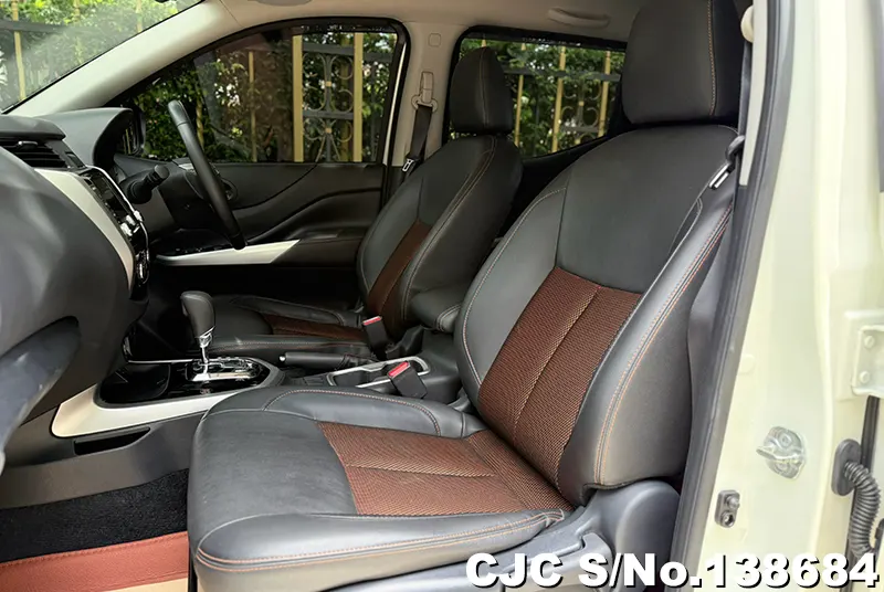 2019 Nissan / Navara Stock No. 138684