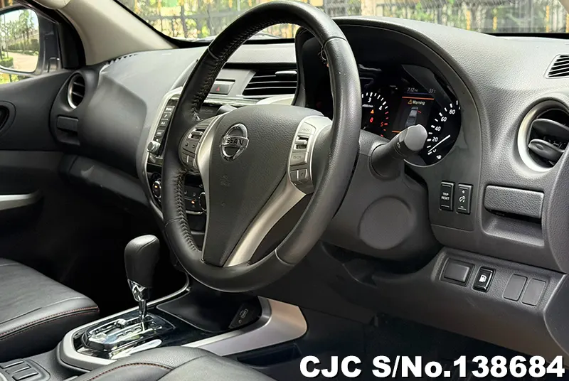 2019 Nissan / Navara Stock No. 138684
