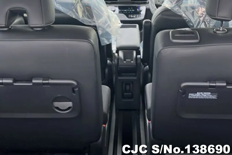 2025 Nissan / Serena Stock No. 138690
