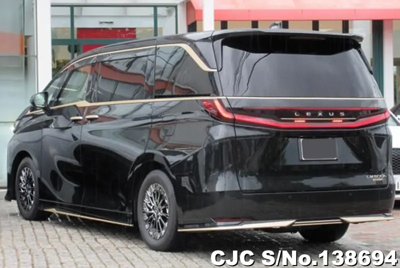 2025 Lexus / LM500h Stock No. 138694
