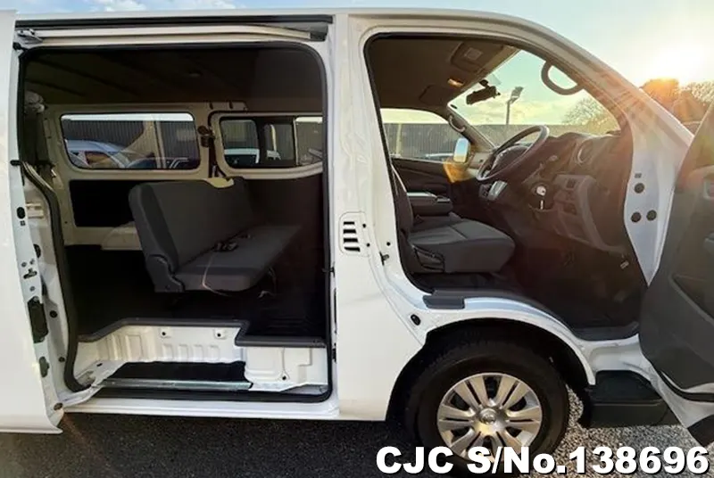 2021 Nissan / Caravan Stock No. 138696