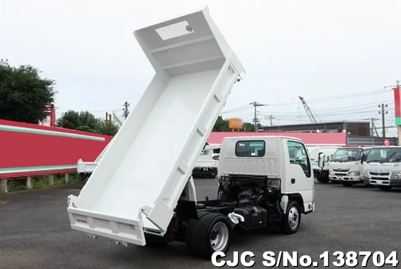 2012 Isuzu / Elf Stock No. 138704