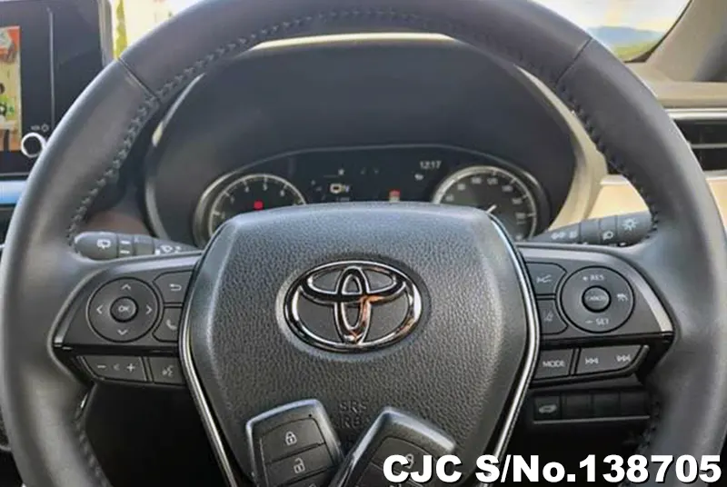 2025 Toyota / Harrier Stock No. 138705