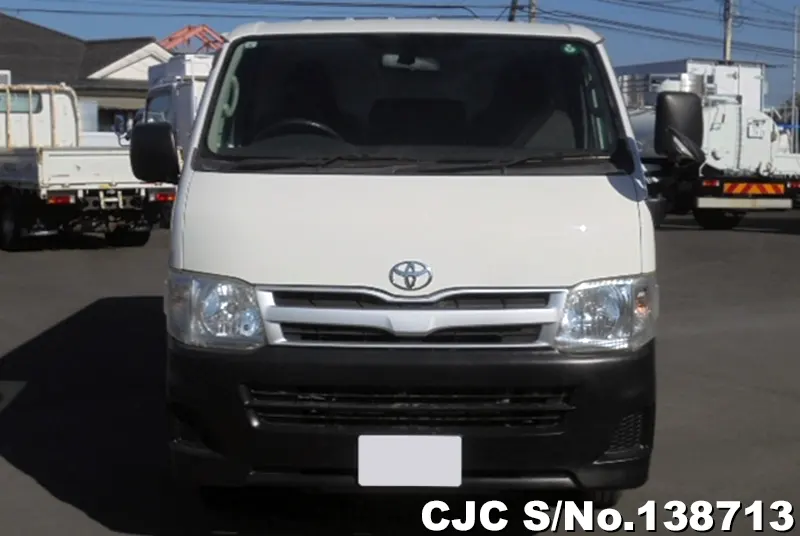 2010 Toyota / Hiace Stock No. 138713