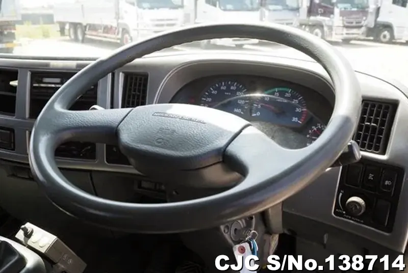 2007 Nissan / Condor Stock No. 138714