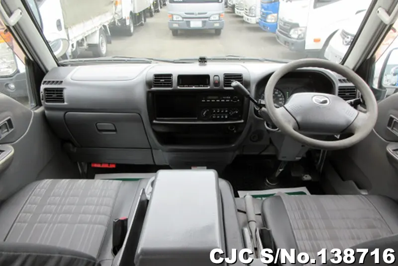 2016 Mazda / Bongo Stock No. 138716