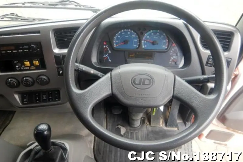 2013 Nissan / Condor Stock No. 138717