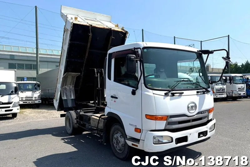2011 Nissan / Condor Stock No. 138718