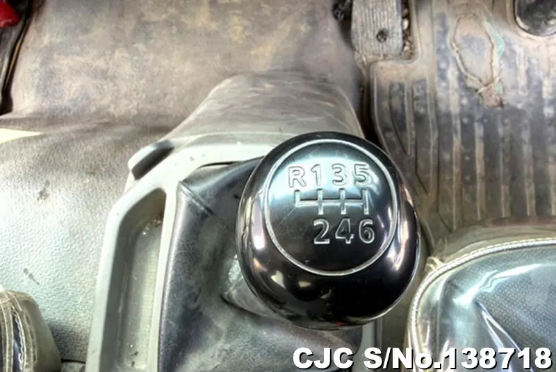2011 Nissan / Condor Stock No. 138718