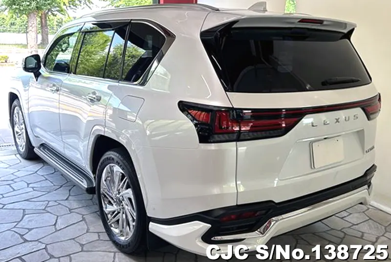 2025 Lexus / LX700H Stock No. 138725