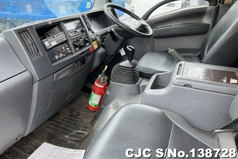 2013 Isuzu / Elf Stock No. 138728