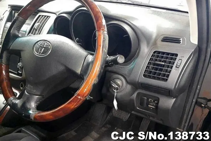 2008 Toyota / Harrier Stock No. 138733