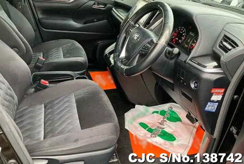 2020 Toyota / Alphard Stock No. 138742