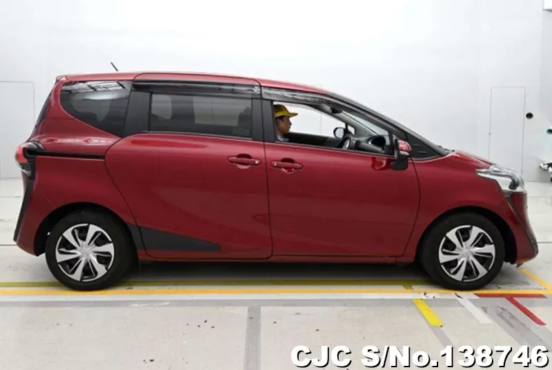 2019 Toyota / Sienta Stock No. 138746