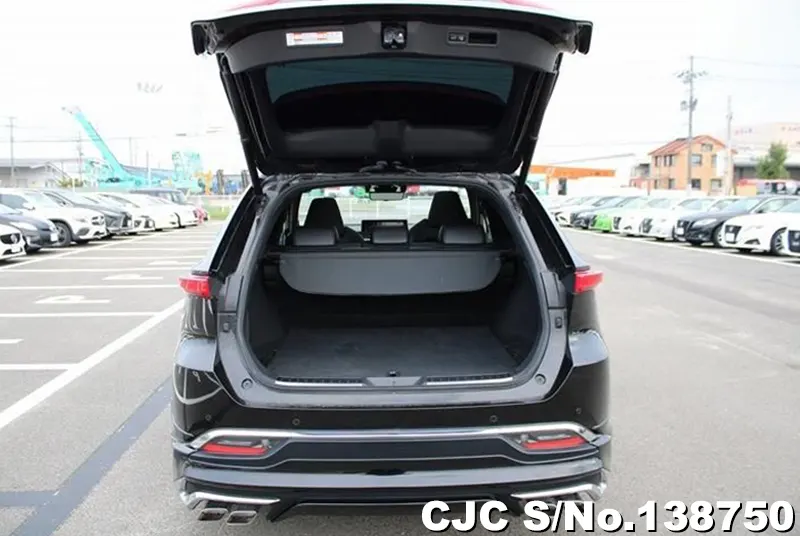 2021 Toyota / Harrier Stock No. 138750
