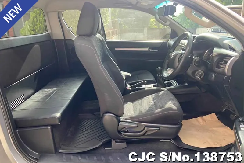2021 Toyota / Hilux / Revo Stock No. 138753