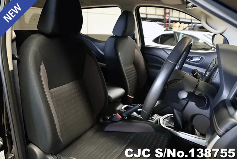 2024 Nissan / Navara Stock No. 138755
