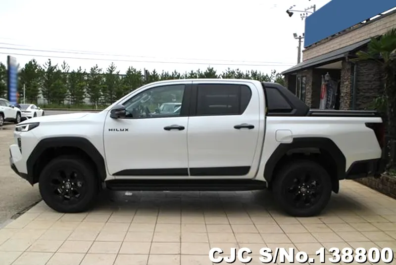 2026 Toyota / Hilux Stock No. 138800