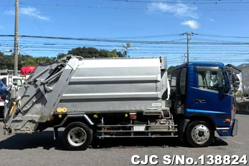 2015 Nissan / Condor Stock No. 138824