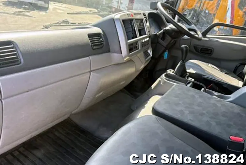 2015 Nissan / Condor Stock No. 138824