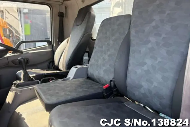 2015 Nissan / Condor Stock No. 138824