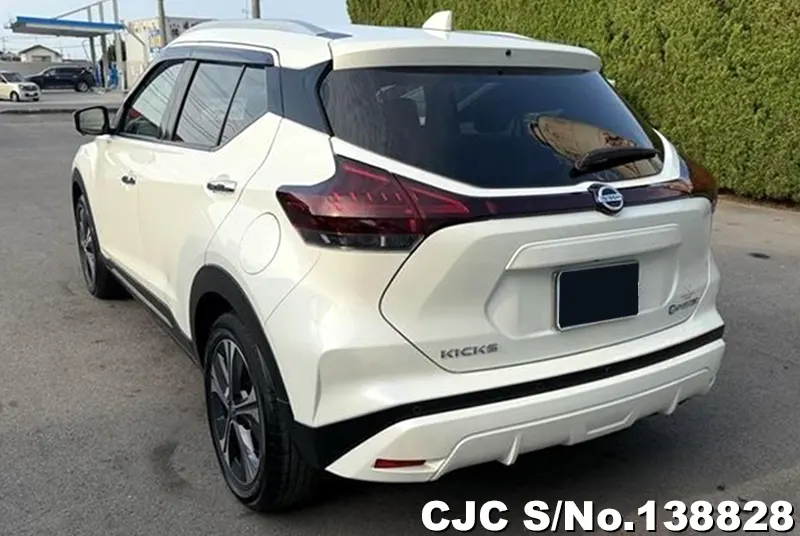 2023 Nissan / Kicks Stock No. 138828