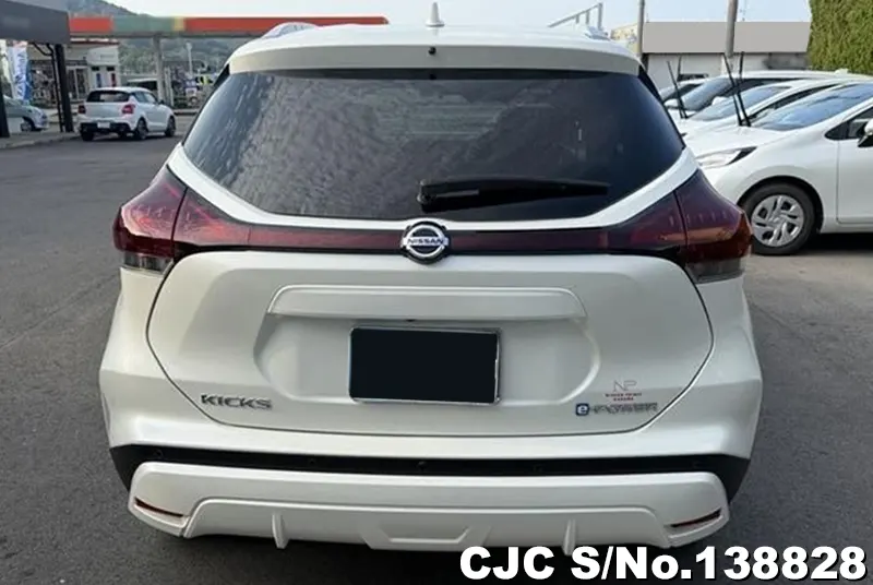 2023 Nissan / Kicks Stock No. 138828