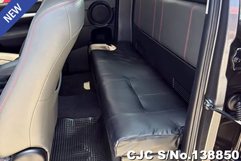 2017 Toyota / Hilux / Revo Stock No. 138850