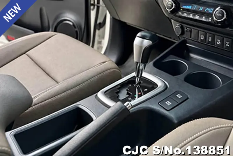 2015 Toyota / Hilux / Revo Stock No. 138851