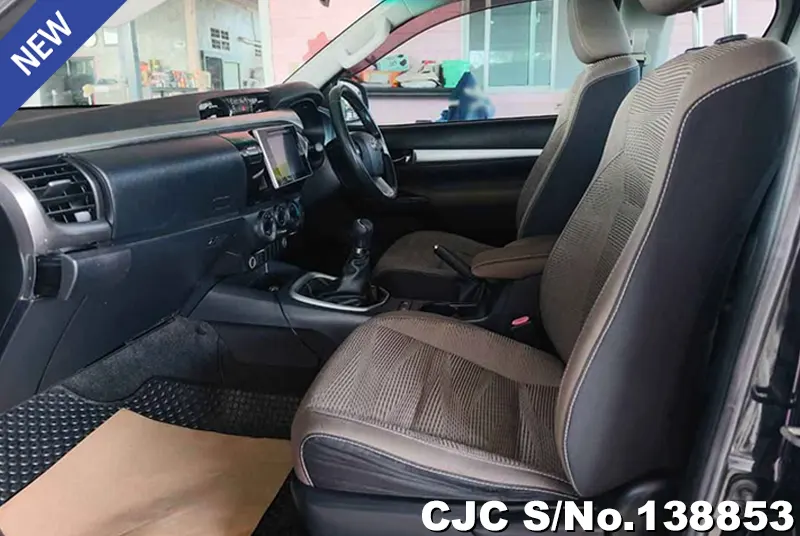 2017 Toyota / Hilux / Revo Stock No. 138853