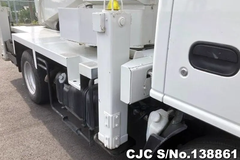 2008 Isuzu / Elf Stock No. 138861