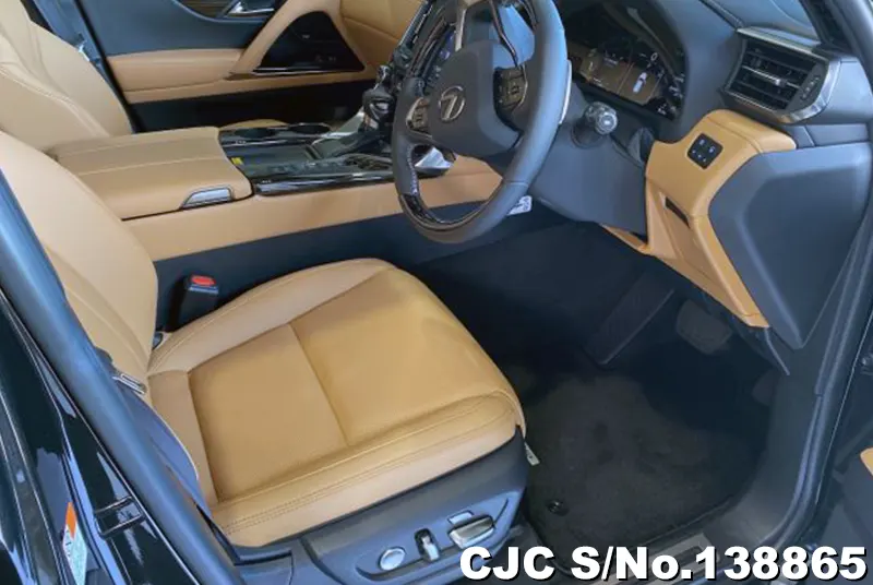 2025 Lexus / LX 600 Stock No. 138865