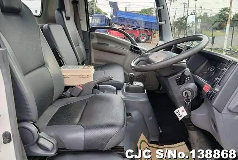 2011 Isuzu / Elf Stock No. 138868