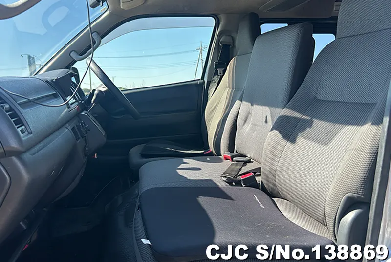 2015 Toyota / Hiace Stock No. 138869