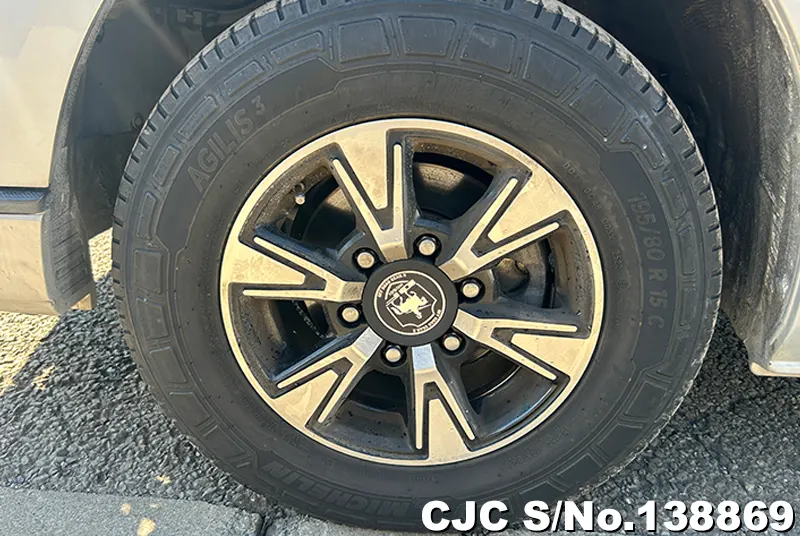 2015 Toyota / Hiace Stock No. 138869