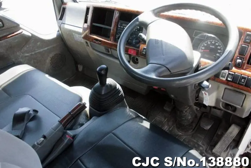 2012 Isuzu / Elf Stock No. 138880