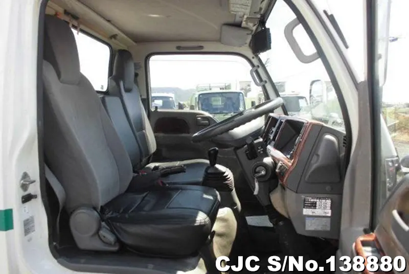 2012 Isuzu / Elf Stock No. 138880