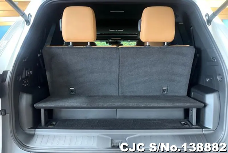 2025 Lexus / LX700H Stock No. 138882