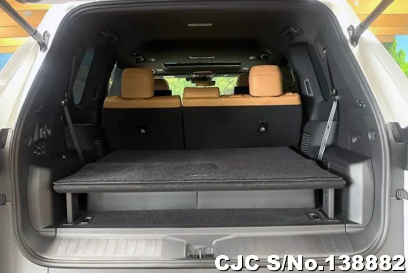 2025 Lexus / LX700H Stock No. 138882