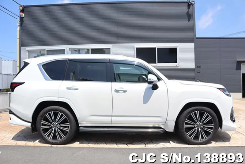 2025 Lexus / LX 600 Stock No. 138893