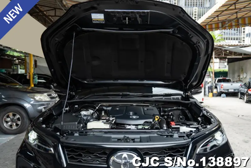 2025 Toyota / Fortuner Stock No. 138897
