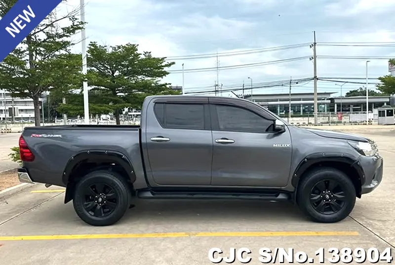 2017 Toyota / Hilux / Revo Stock No. 138904