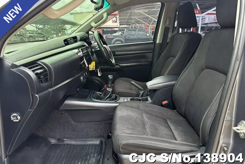 2017 Toyota / Hilux / Revo Stock No. 138904