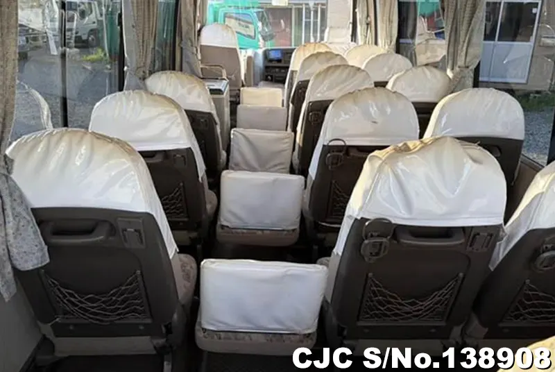 2002 Mitsubishi / Rosa Stock No. 138908