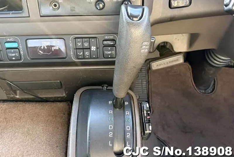 2002 Mitsubishi / Rosa Stock No. 138908