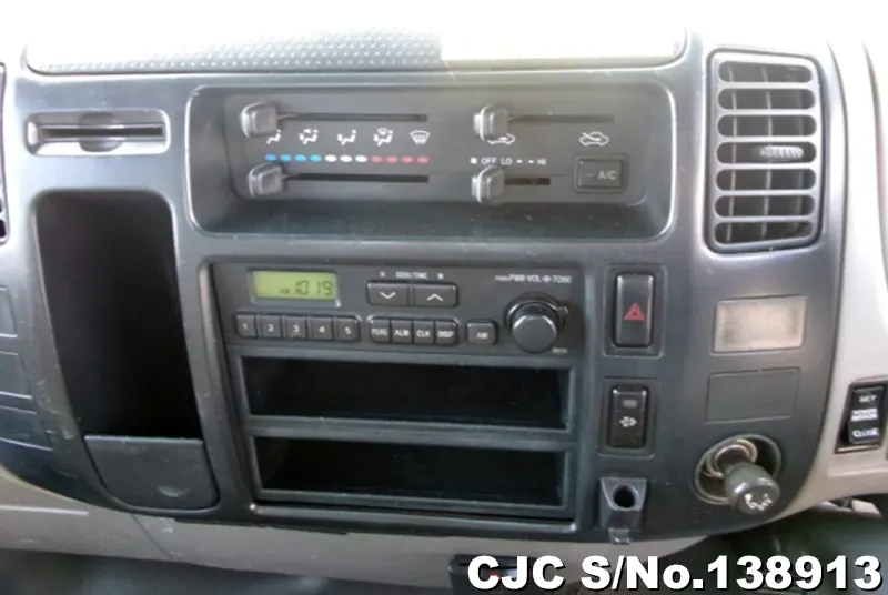 2006 Hino / Dutro Stock No. 138913